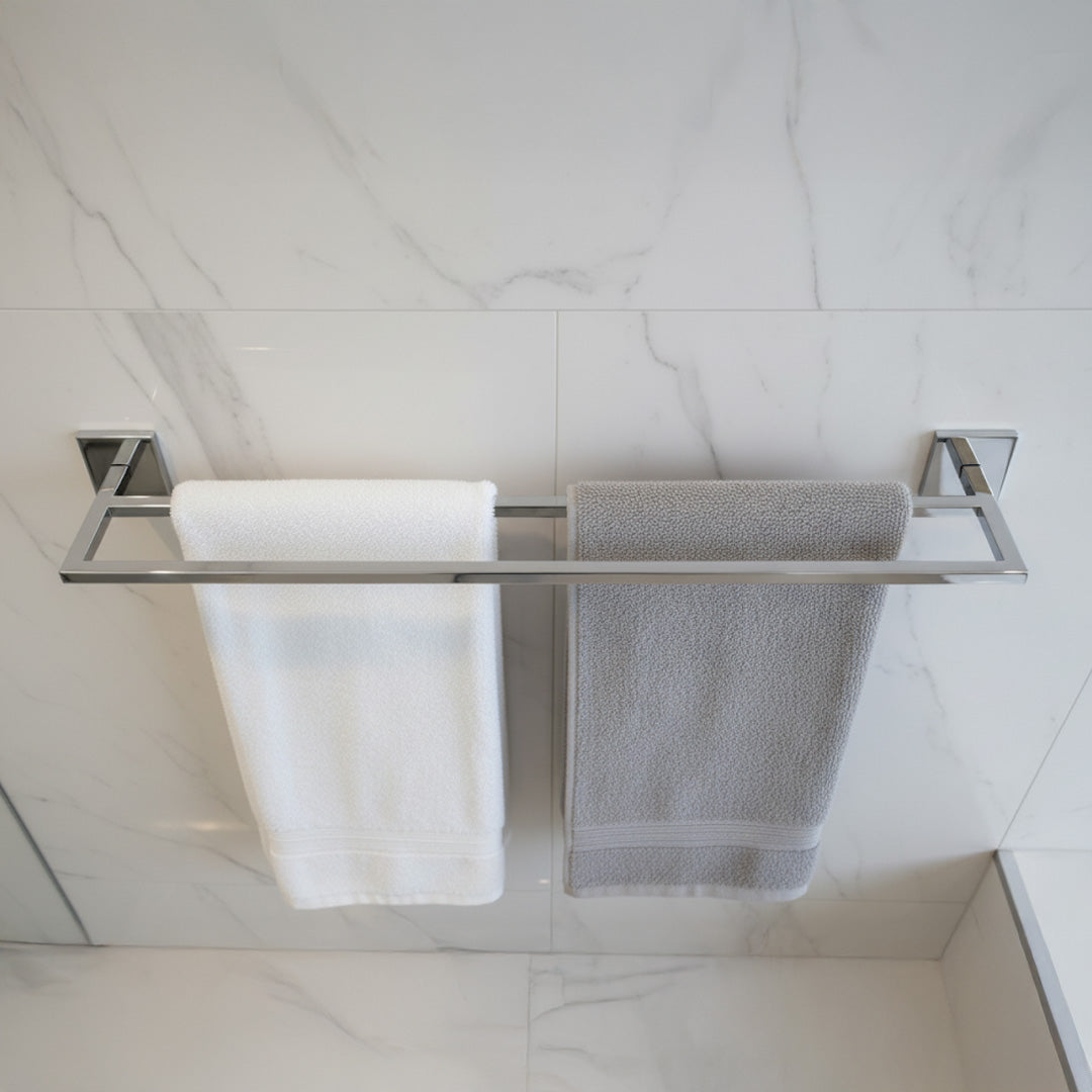 Porta Toalha de Banho Duplo SIGA Inox 304 – Base Polida – Fixação Premium