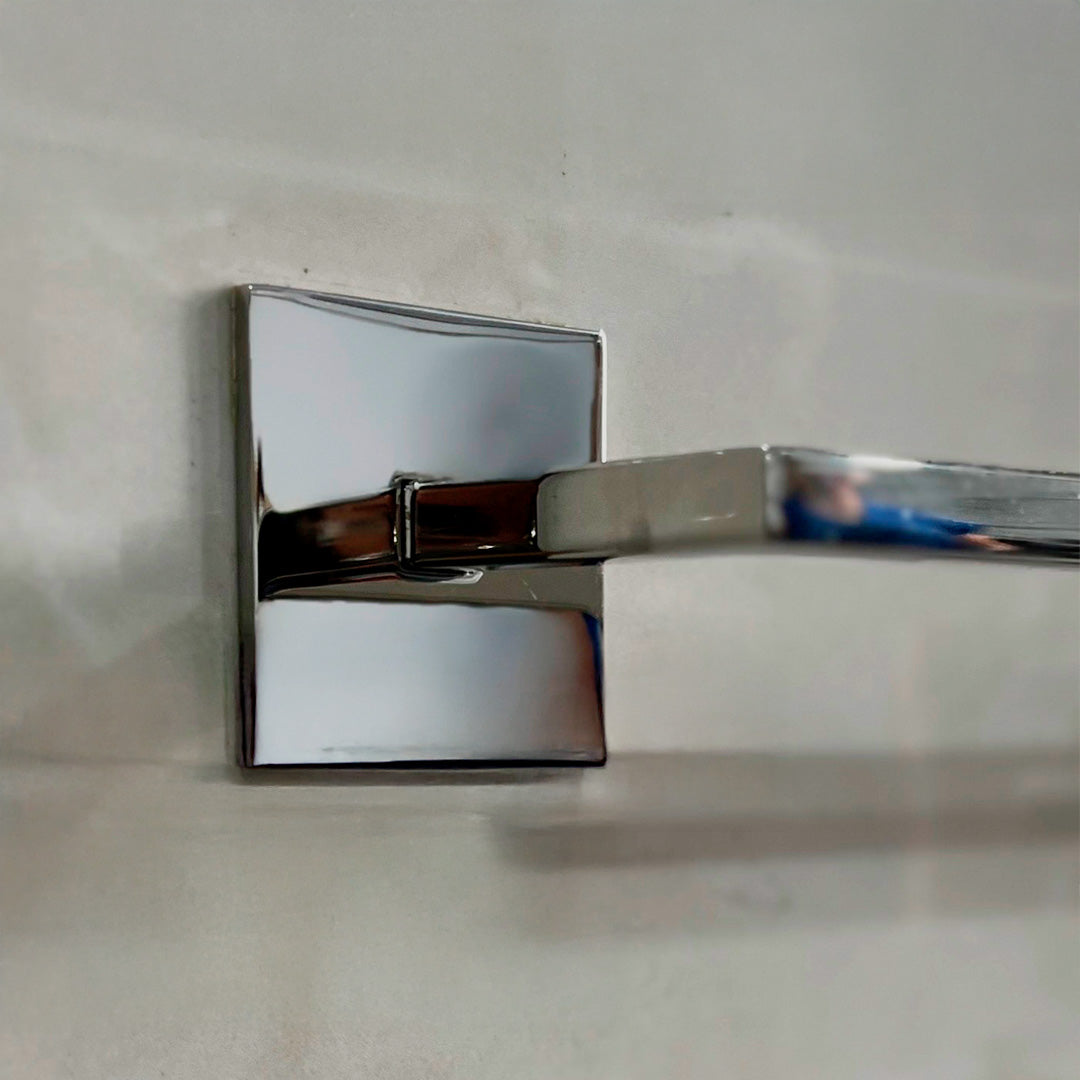 Porta Toalha de Banho Simples SIGA Inox 304 – Base Polida – Fixação Premium