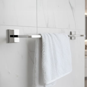 Porta Toalha de Banho Simples SIGA Inox 304 – Base Polida – Fixação Premium